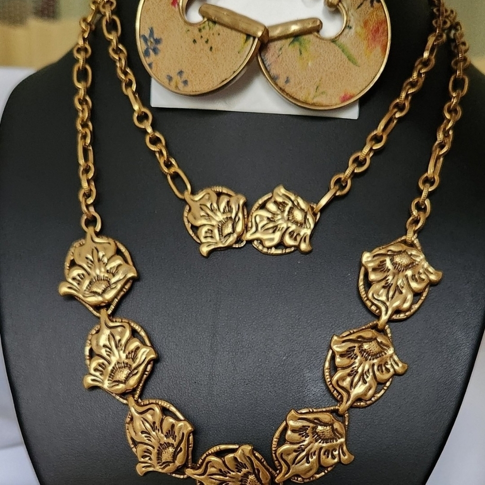 Patricia Nash 16-20 inch necklace and reversible matching earrings - Picture 6 of 6